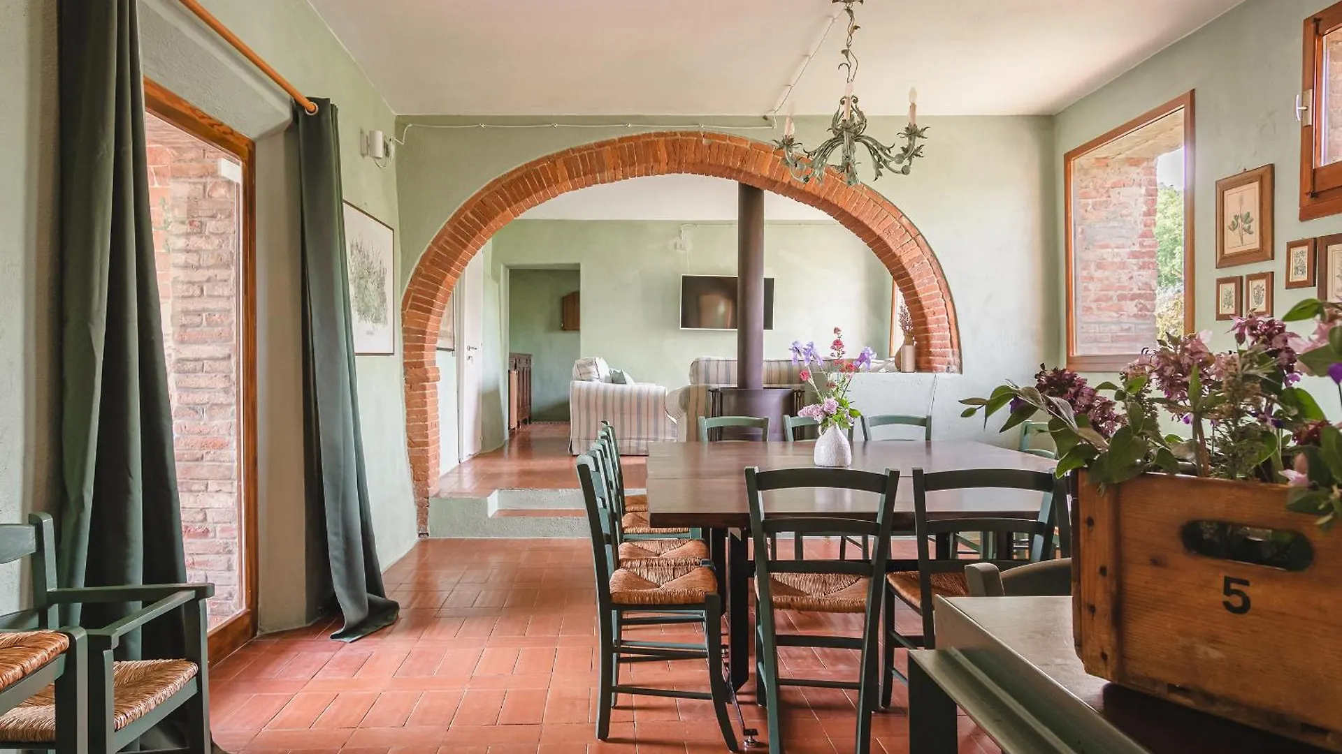 Podere Mencoini, Stylish Villa With Private Pool And Olive Garden Scrofiano