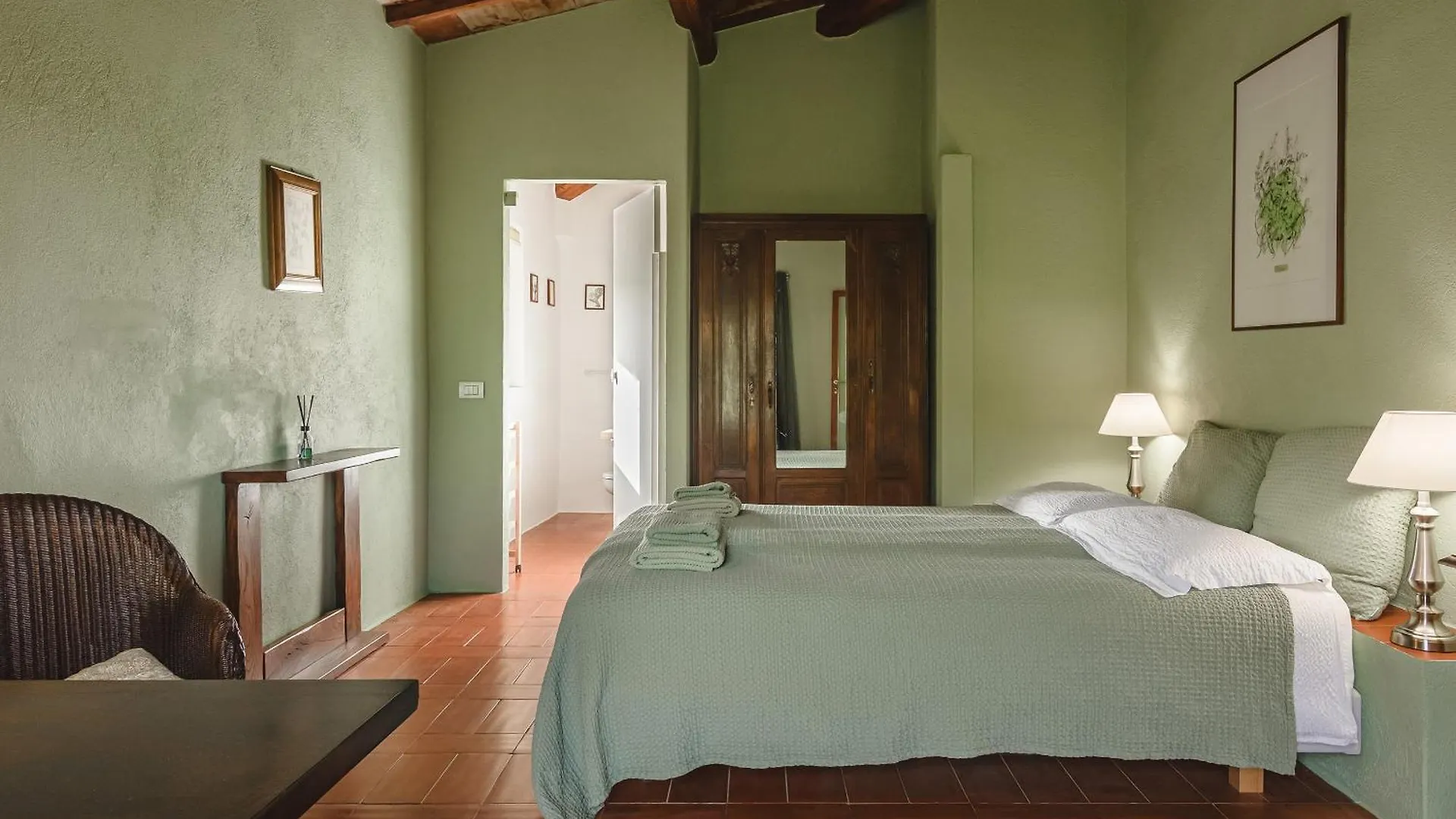 Podere Mencoini, Stylish Villa With Private Pool And Olive Garden Scrofiano Italy