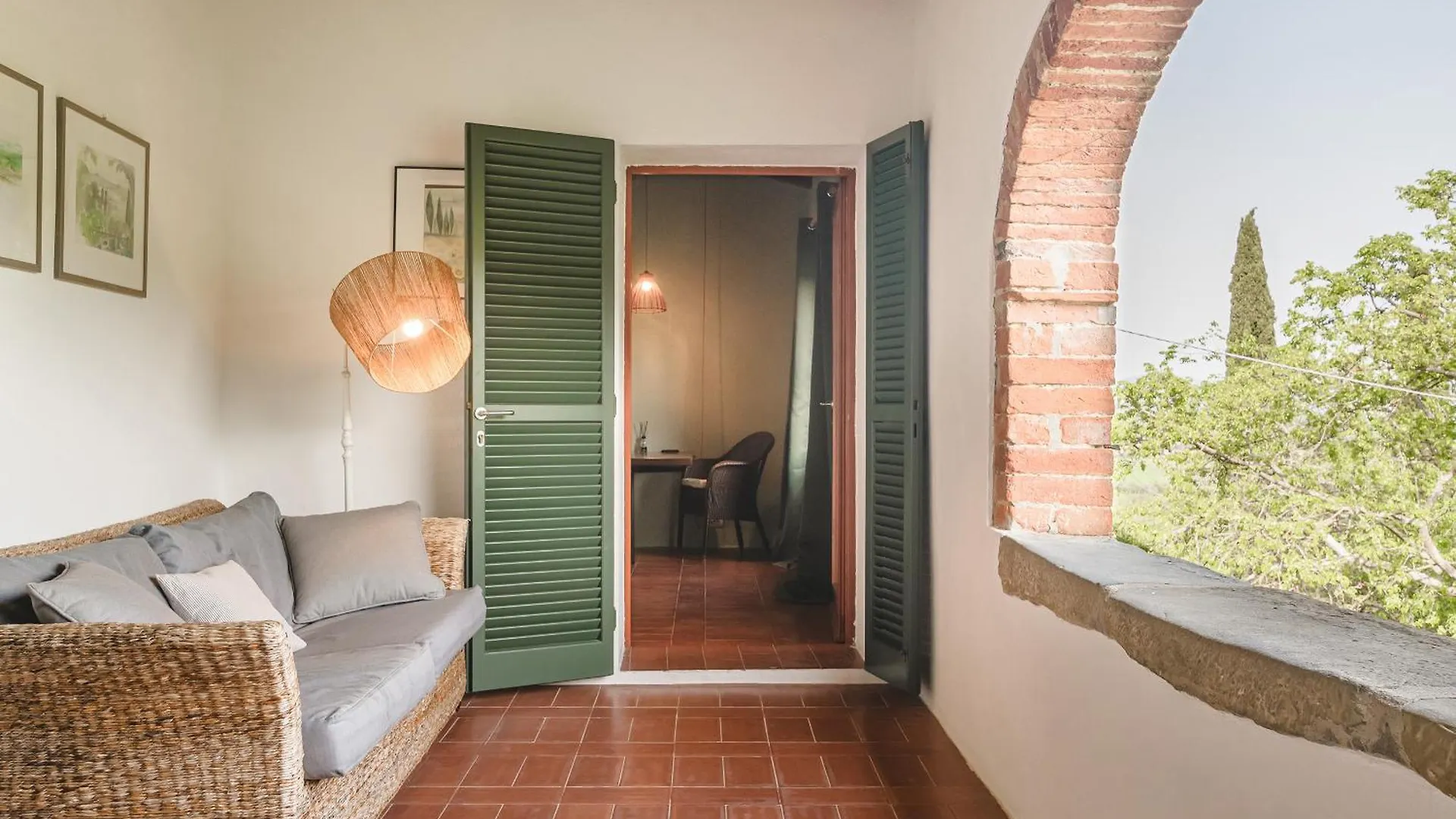 Podere Mencoini, Stylish Villa With Private Pool And Olive Garden Scrofiano