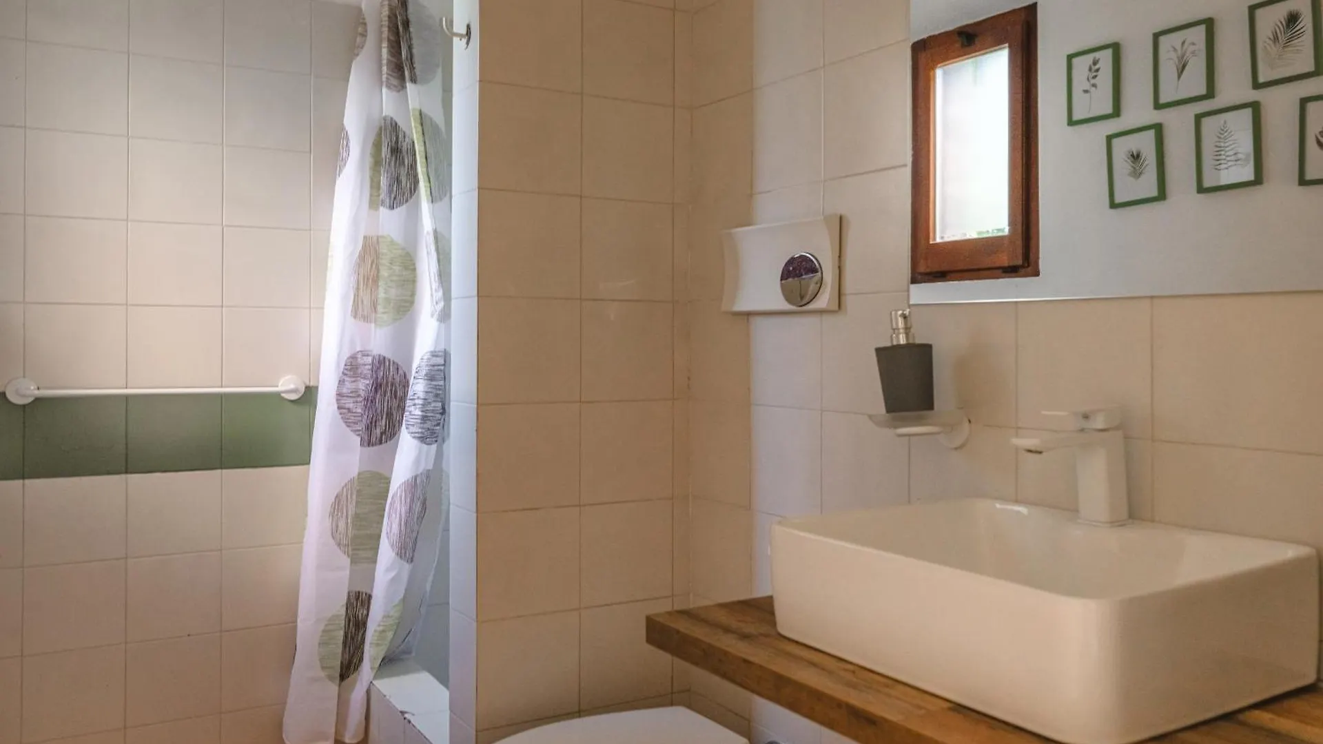 Podere Mencoini, Stylish Villa With Private Pool And Olive Garden Scrofiano