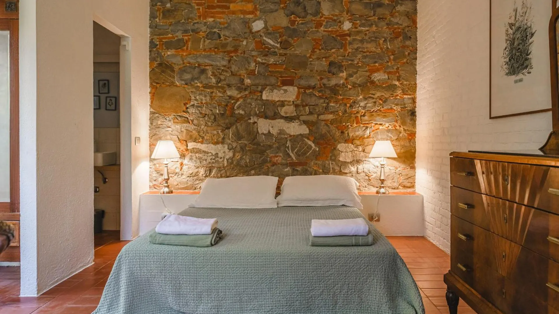 Podere Mencoini, Stylish Villa With Private Pool And Olive Garden Scrofiano